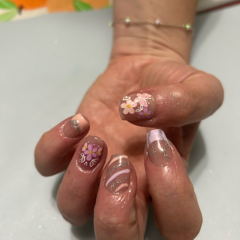 Custom press ons - Picture 9 of 16